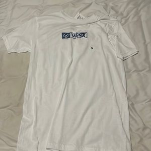 brand new vans tee